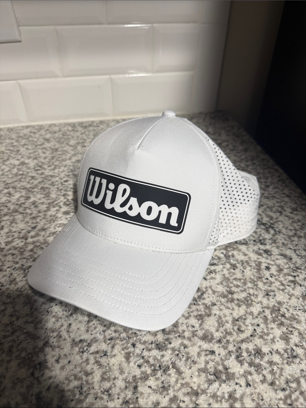 Wilson White golf Cap with Black Logo Patch